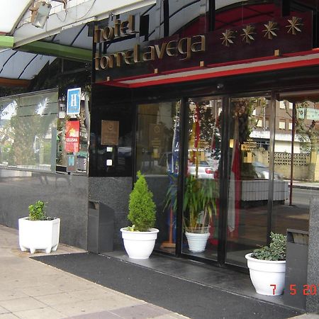 Celuisma Torrelavega Hotel Bagian luar foto