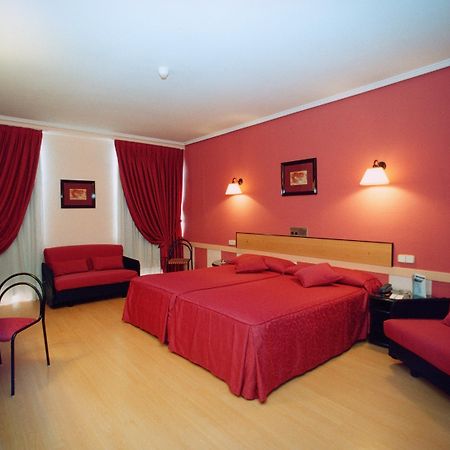 Celuisma Torrelavega Hotel Ruang foto
