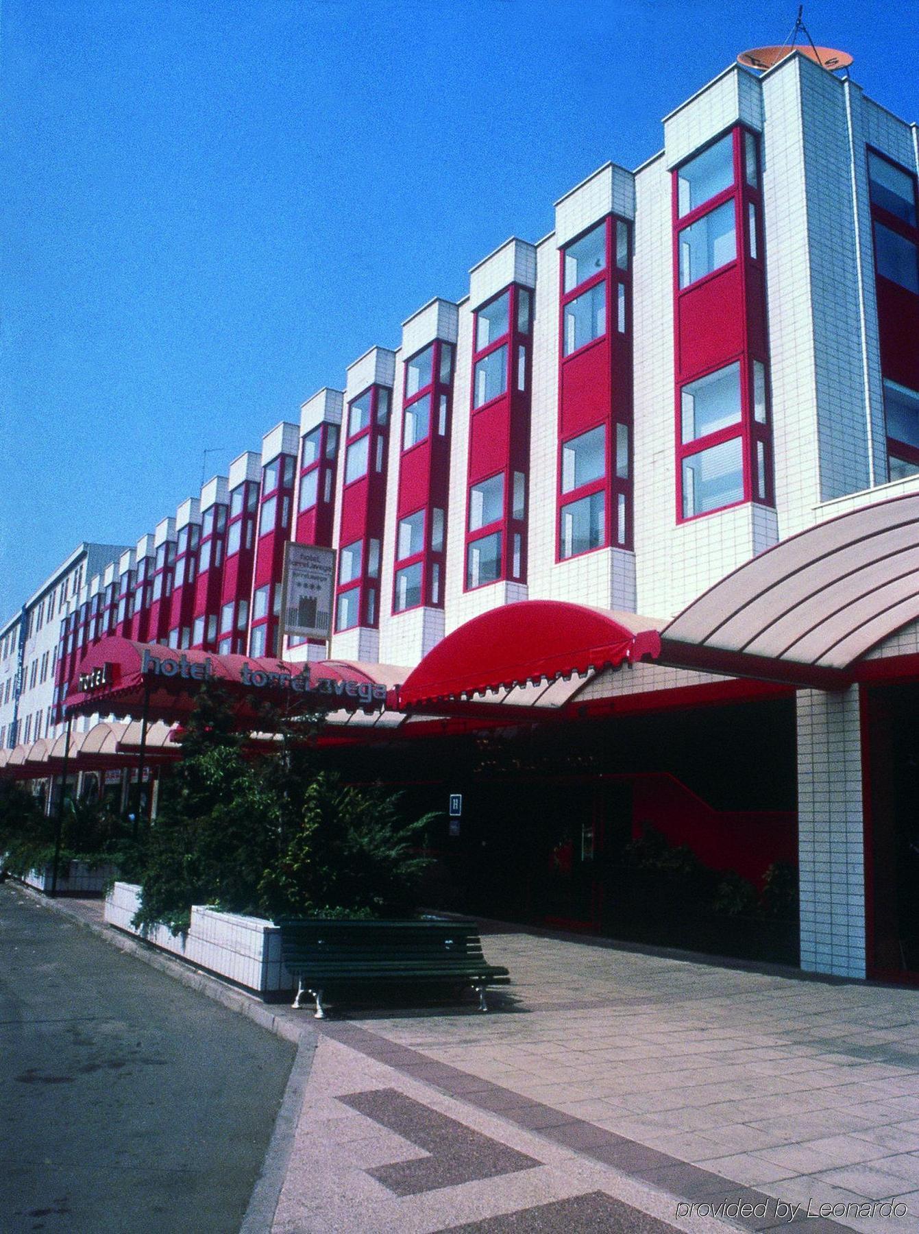 Celuisma Torrelavega Hotel Bagian luar foto