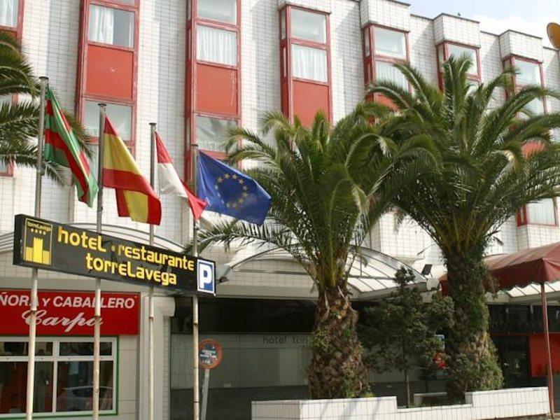 Celuisma Torrelavega Hotel Bagian luar foto