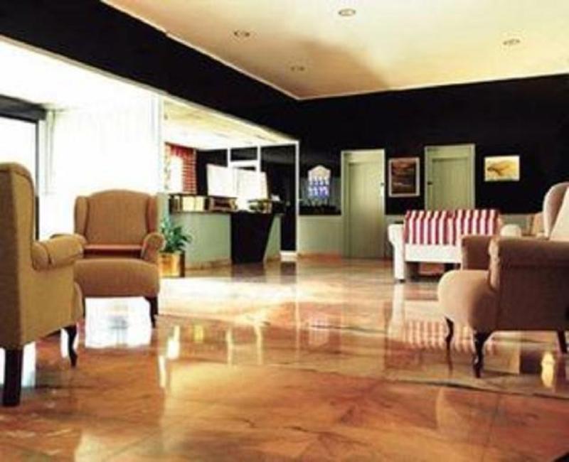 Celuisma Torrelavega Hotel Interior foto